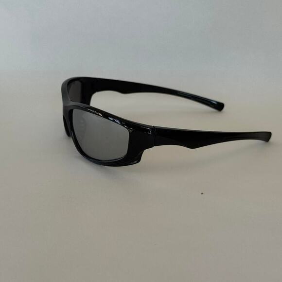 Y2K Black Sunglasses with Silver Lenses Unisex Slim Rectangle UVA UVB Protection - Picture 4 of 6